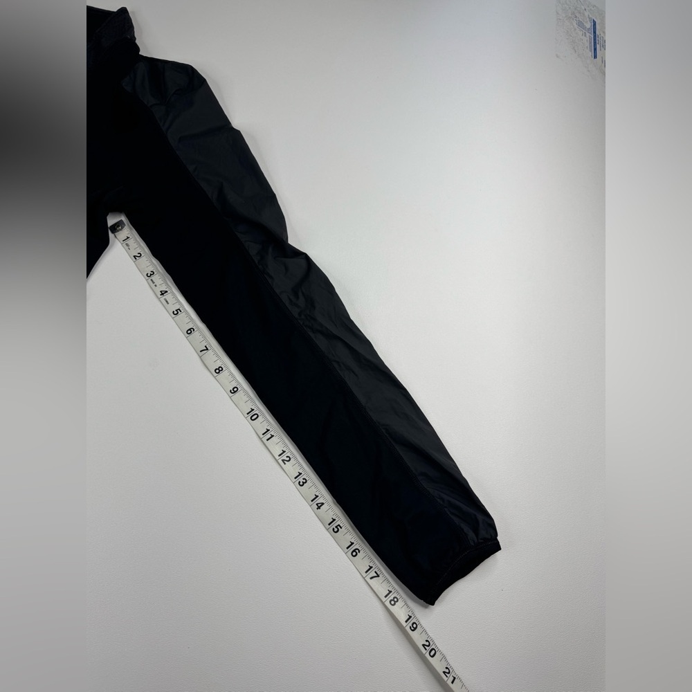Lululemon Presta Asymmetric Zipper Packable Shirket Running Jacket Size 6 - Picture 8 of 13